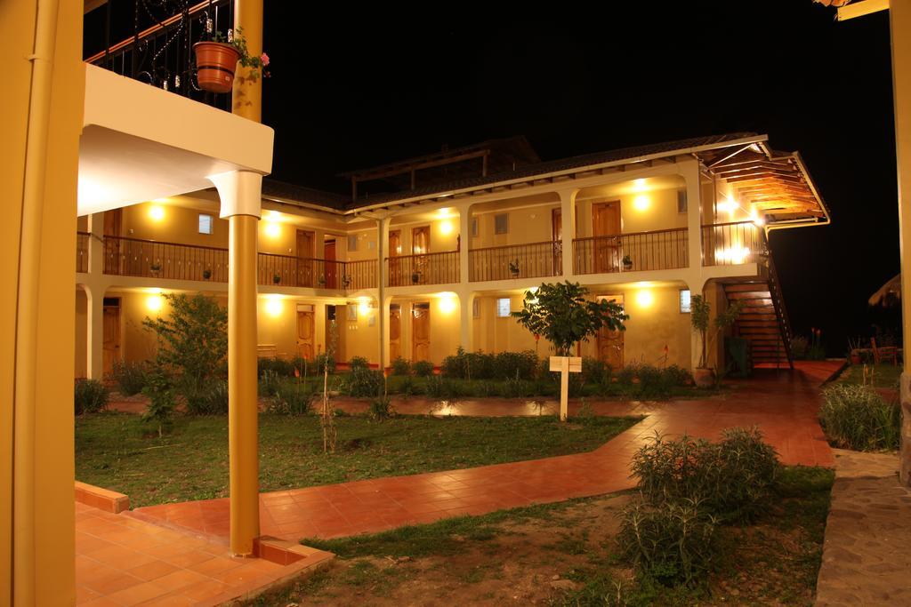 אויאנטאיטמבו Tunupa Lodge Hotel מראה חיצוני תמונה
