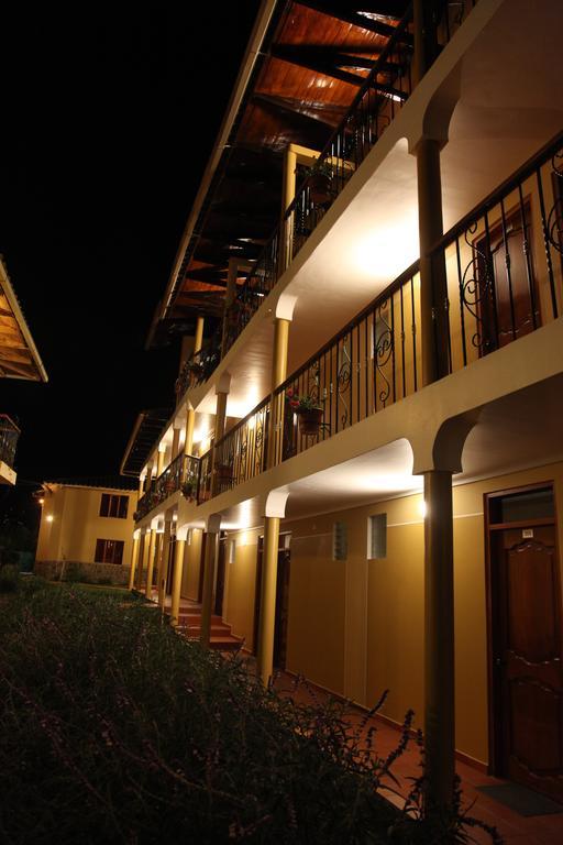 אויאנטאיטמבו Tunupa Lodge Hotel מראה חיצוני תמונה